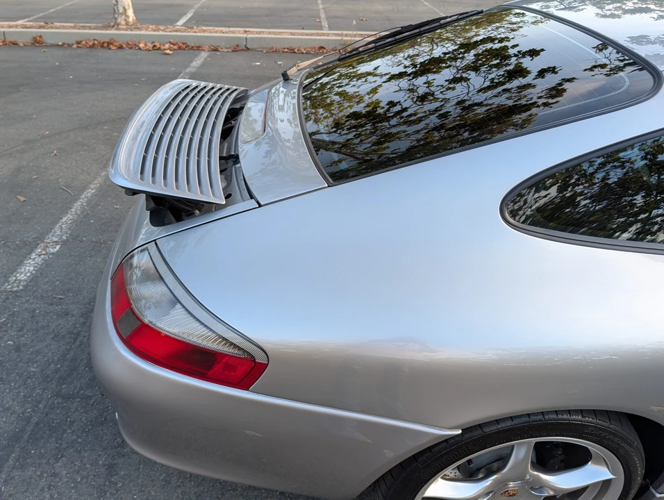 2004 Porsche 996 Carrera 4S - Image 19 of 31