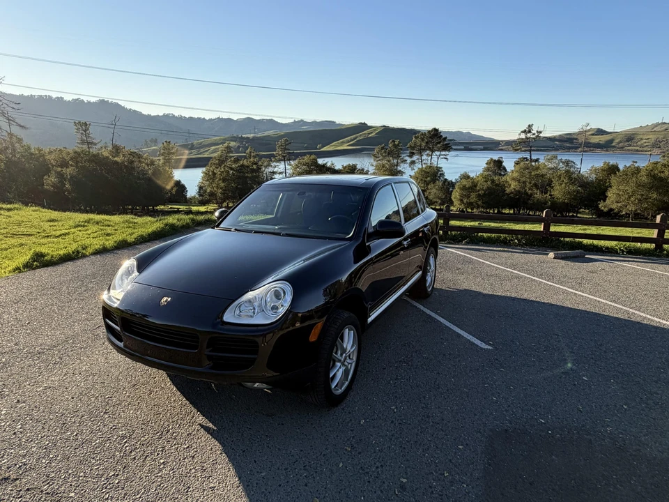 2004 Porsche 955/957 Cayenne S - Image 2 of 31
