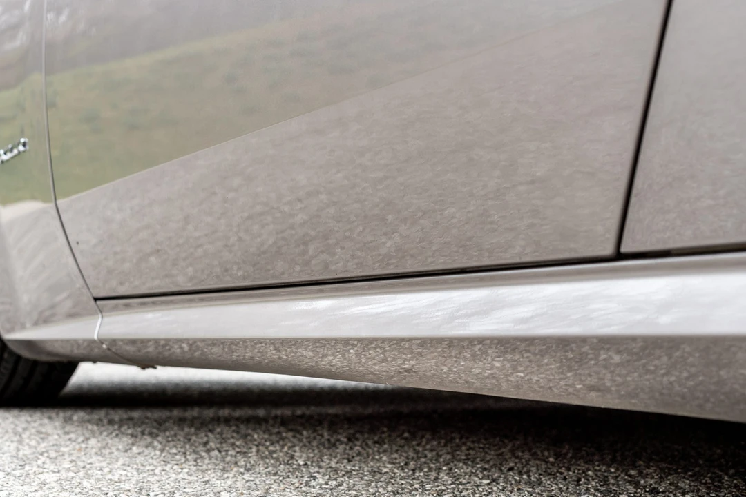 2005 Cadillac XLR - Image 26 of 31