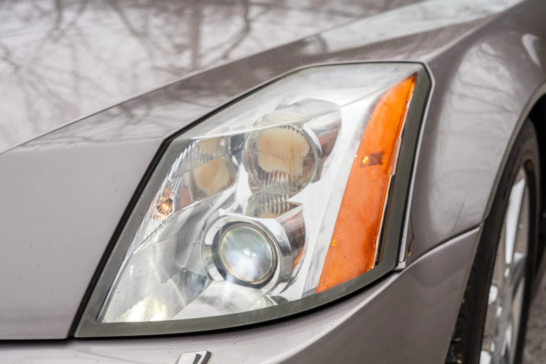 2005 Cadillac XLR - Image 19 of 31