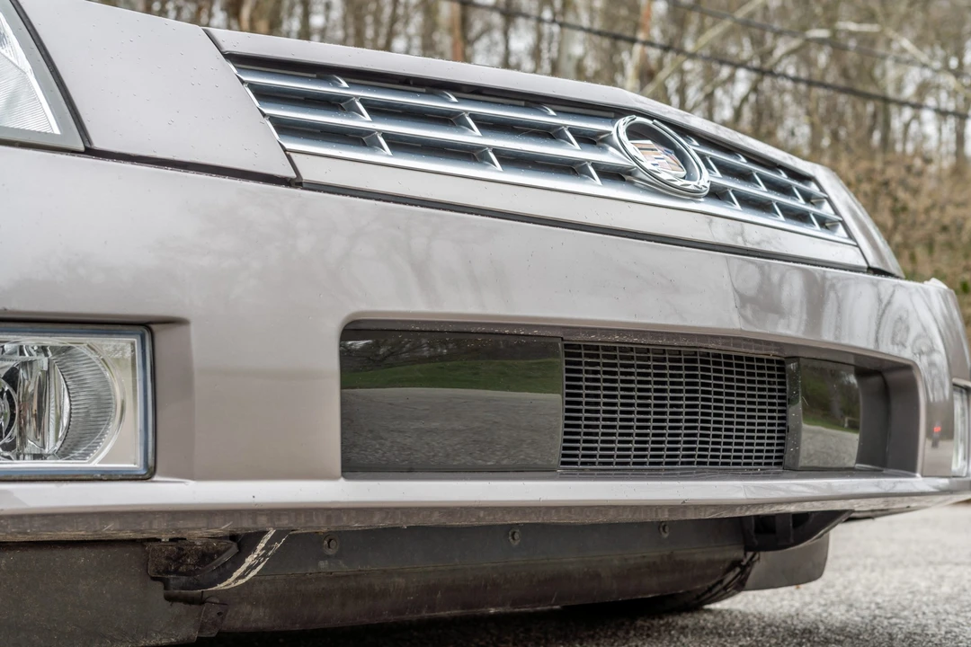 2005 Cadillac XLR - Image 18 of 31