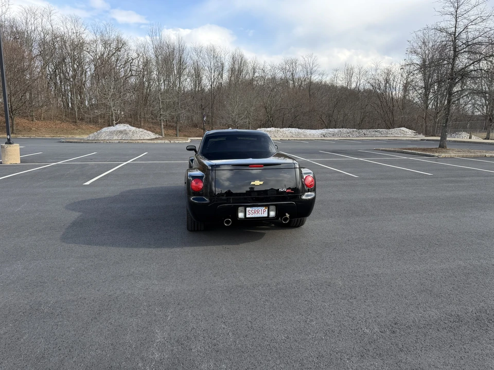 2005 Chevrolet SSR - Image 7 of 31