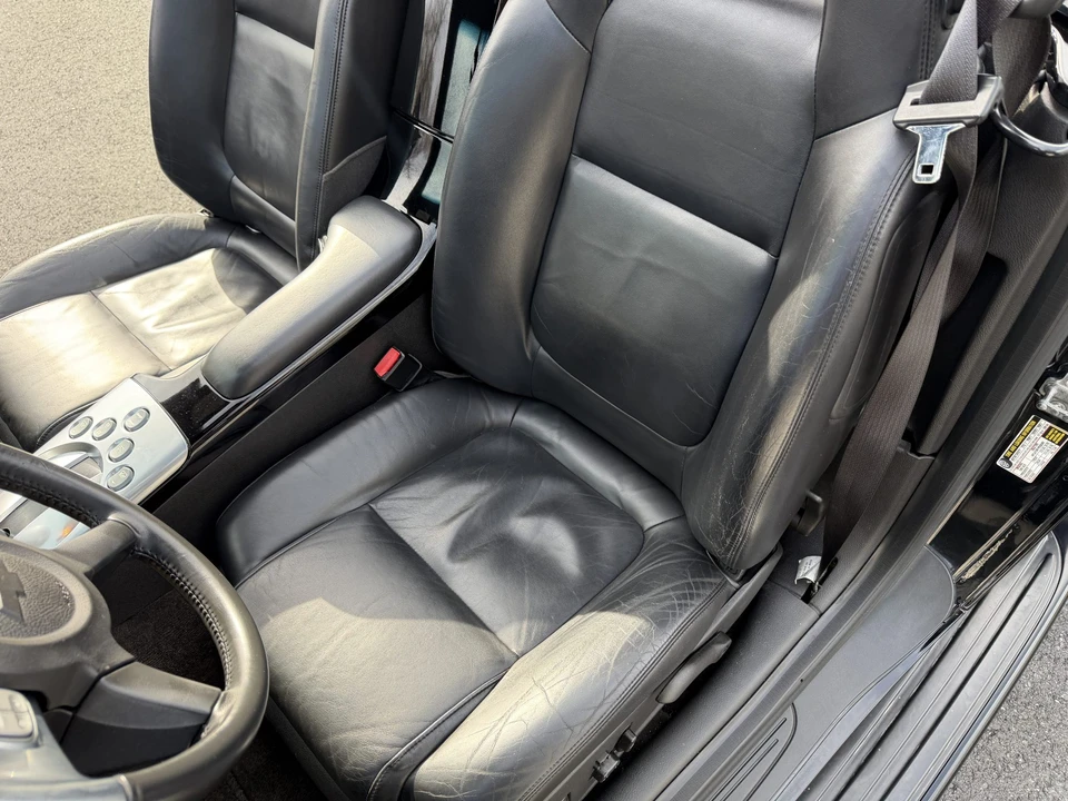 2005 Chevrolet SSR - Image 26 of 31