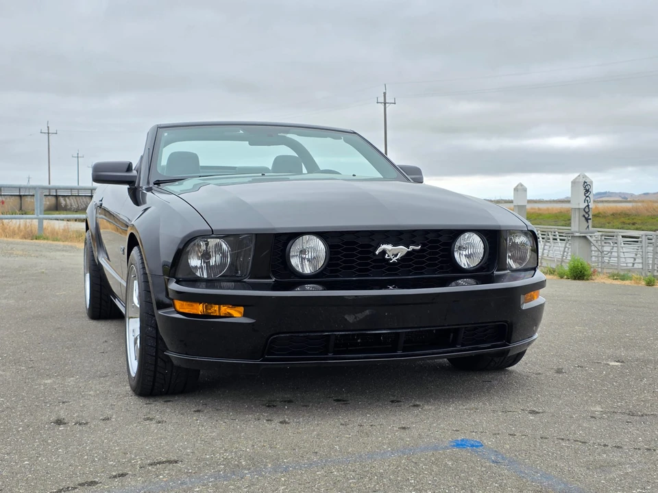 2005 Ford S197 Mustang GT - Image 2 of 31