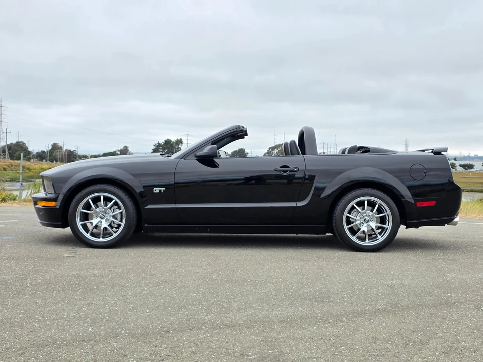 2005 Ford S197 Mustang GT - Image 12 of 31