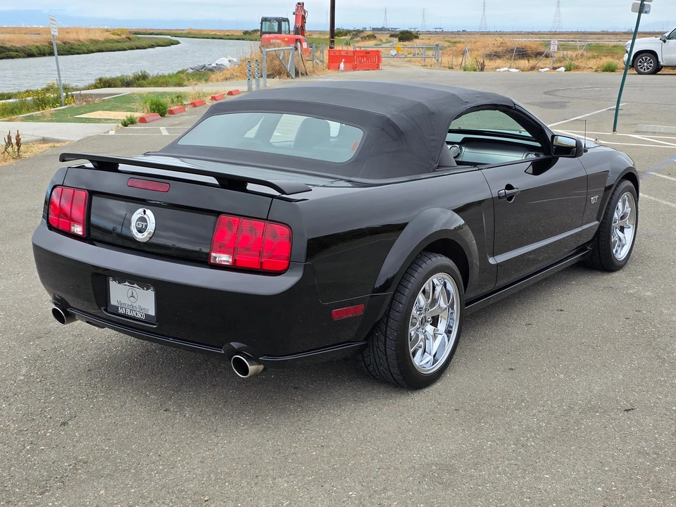2005 Ford S197 Mustang GT - Image 25 of 31