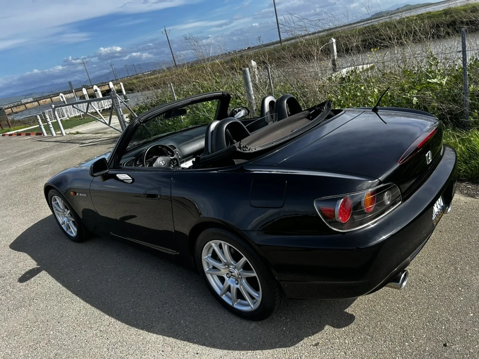 2005 Honda AP2 S2000 - Image 13 of 31