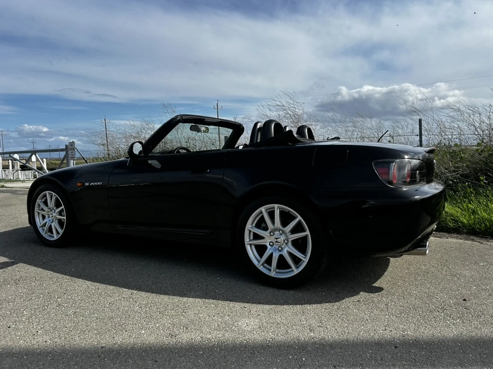 2005 Honda AP2 S2000 - Image 9 of 31