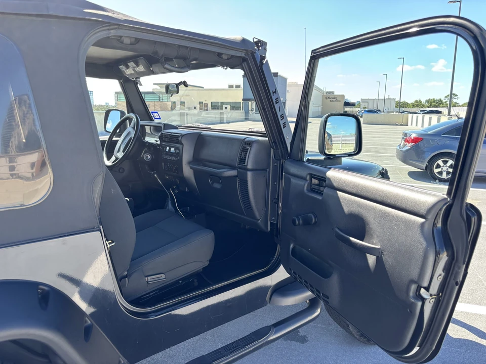 2006 Jeep TJ Wrangler - Image 24 of 31