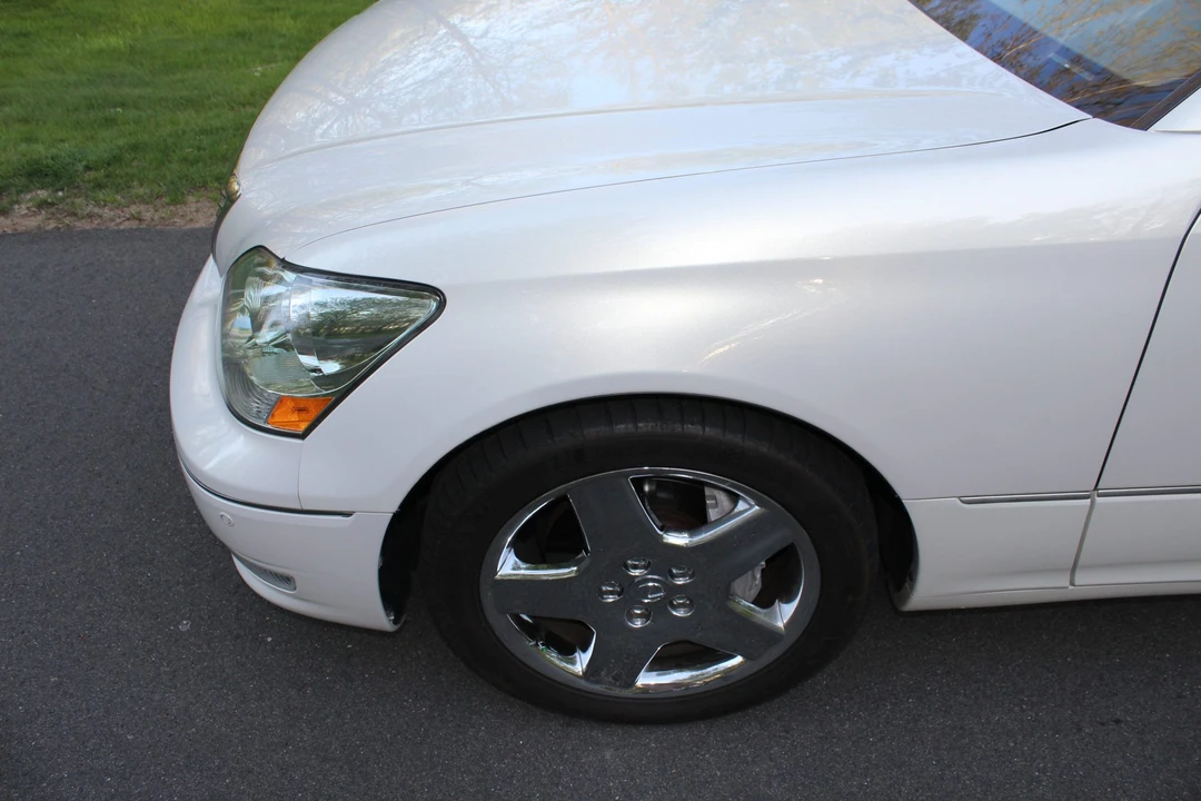 2006 Lexus LS 3rd Gen - Image 26 of 31