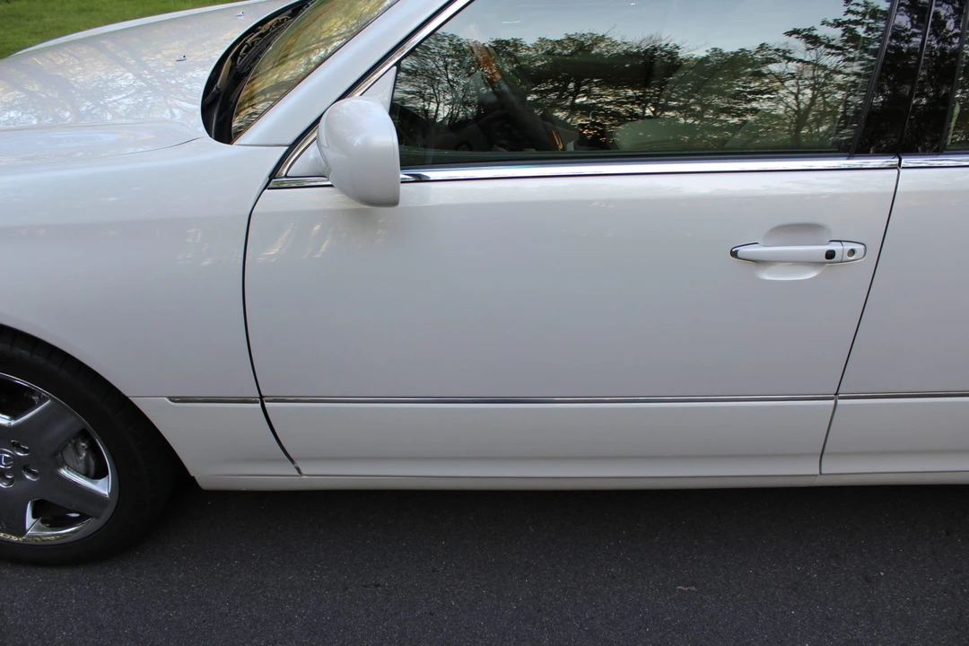 2006 Lexus LS 3rd Gen - Image 27 of 31