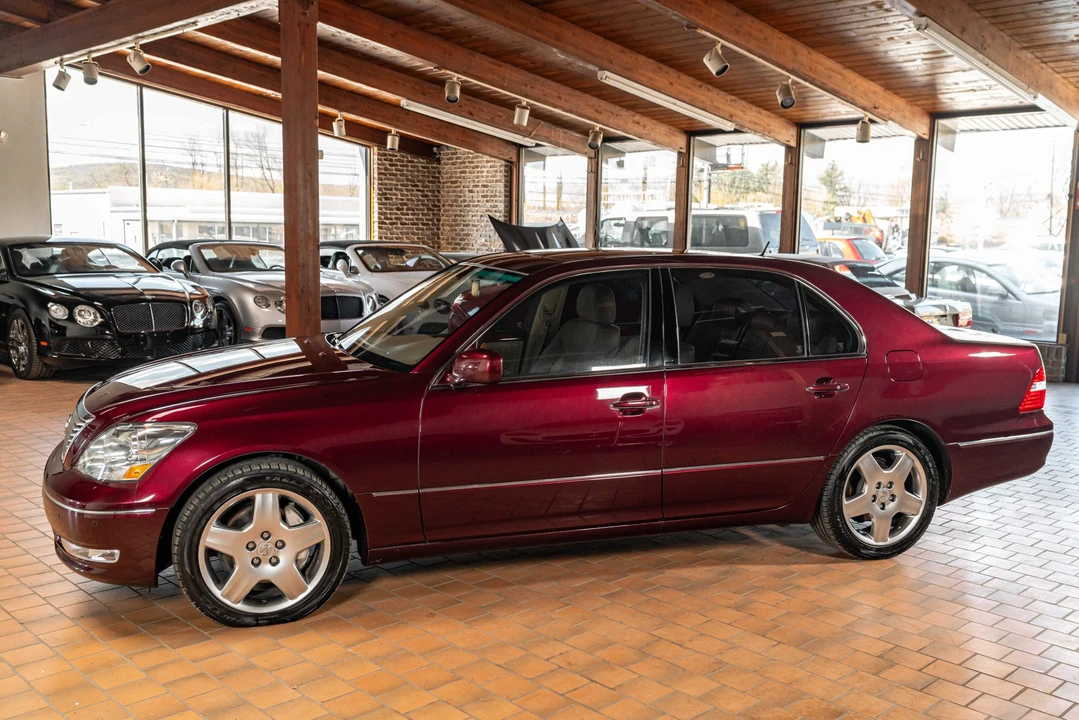 2006 Lexus LS 3rd Gen - Image 4 of 31