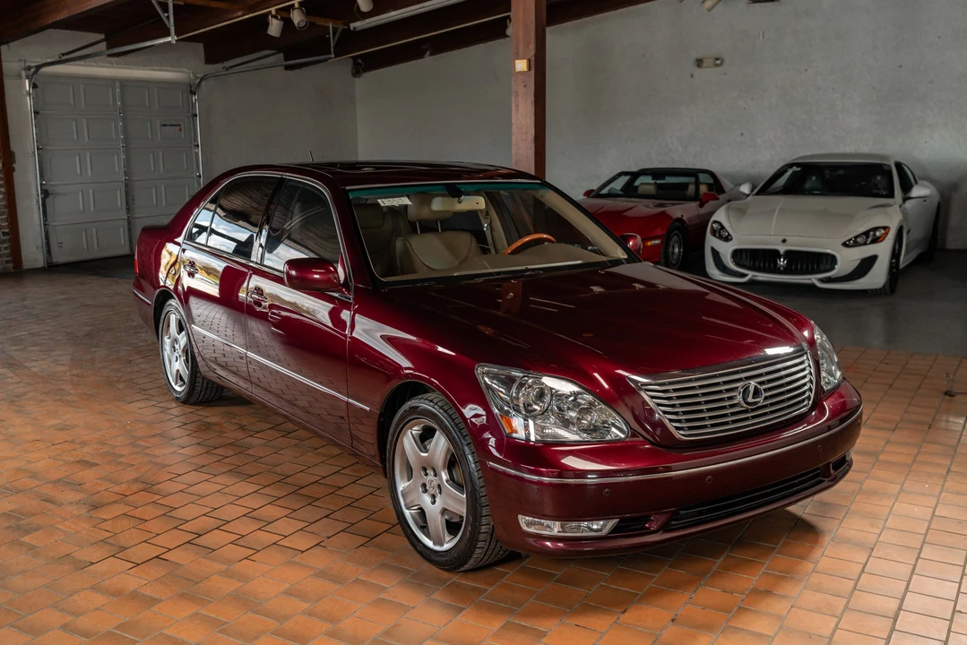 2006 Lexus LS 3rd Gen - Image 18 of 31
