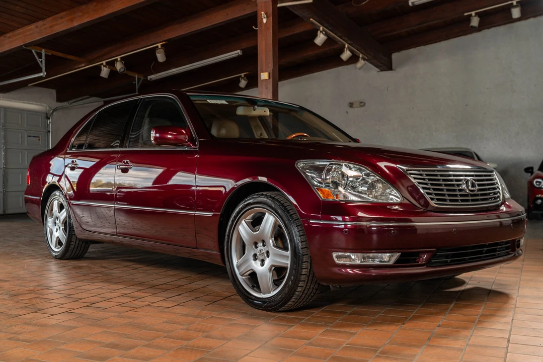 2006 Lexus LS 3rd Gen - Image 21 of 31