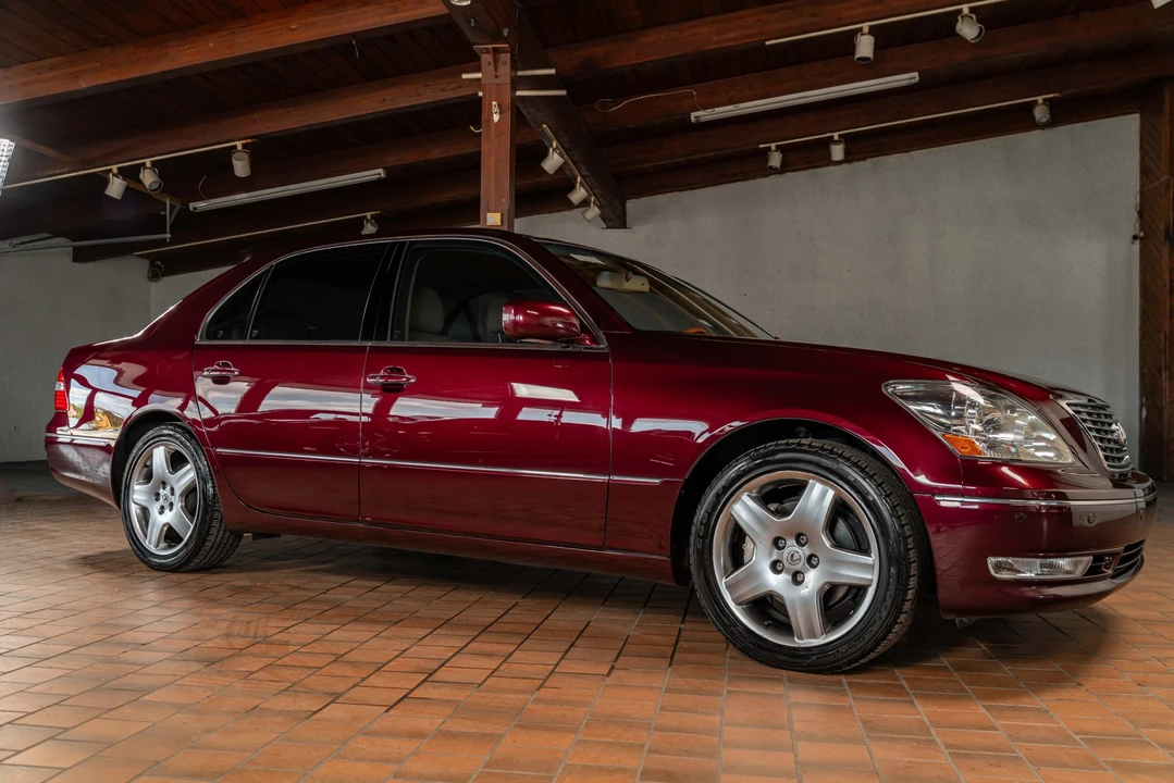 2006 Lexus LS 3rd Gen - Image 24 of 31