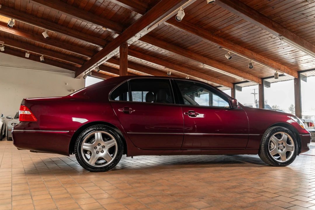 2006 Lexus LS 3rd Gen - Image 31 of 31