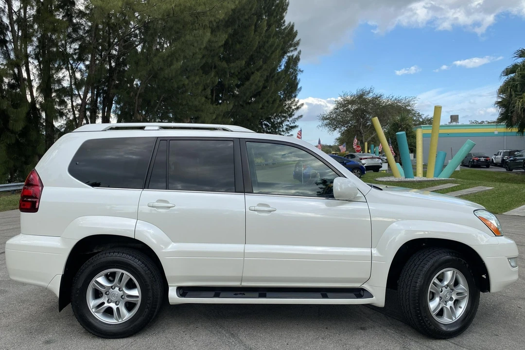 2007 Lexus GX 1st Gen - Image 21 of 31