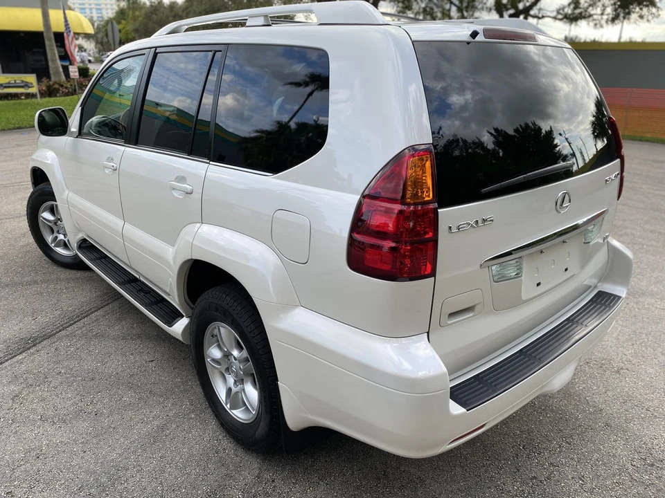 2007 Lexus GX 1st Gen - Image 11 of 31