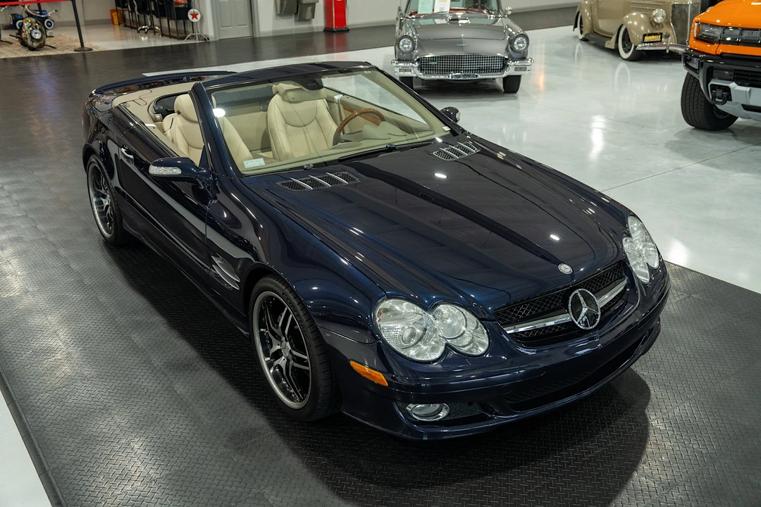 2007 Mercedes-Benz R230 SL-Class - Image 2 of 31