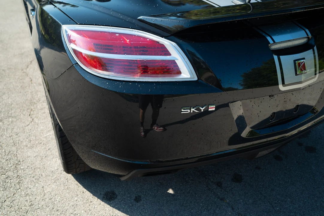 2008 Saturn Sky Red Line - Image 22 of 31