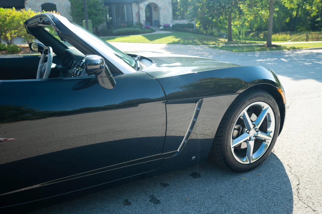2008 Saturn Sky Red Line - Image 25 of 31