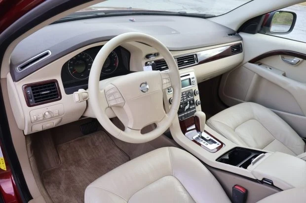 2008 Volvo XC70 3rd Gen - Image 5 of 7