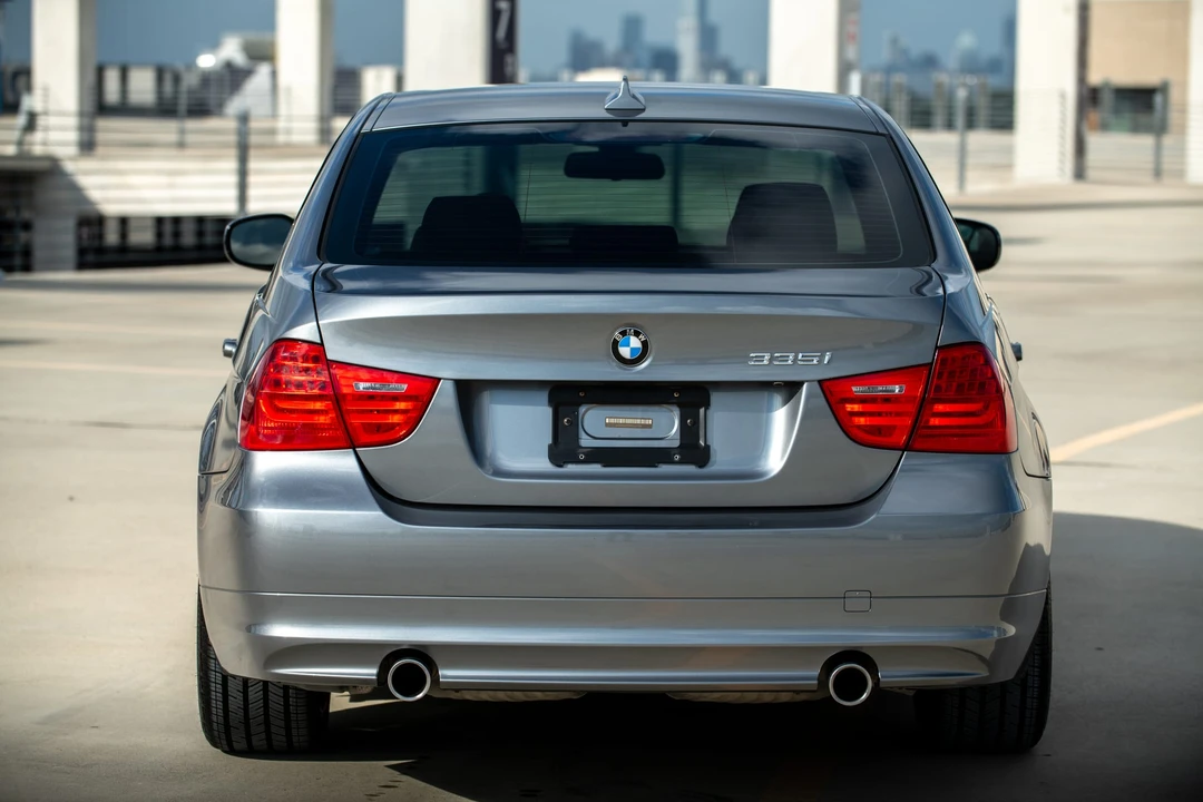2009 BMW E90 335i Sedan - Image 11 of 31