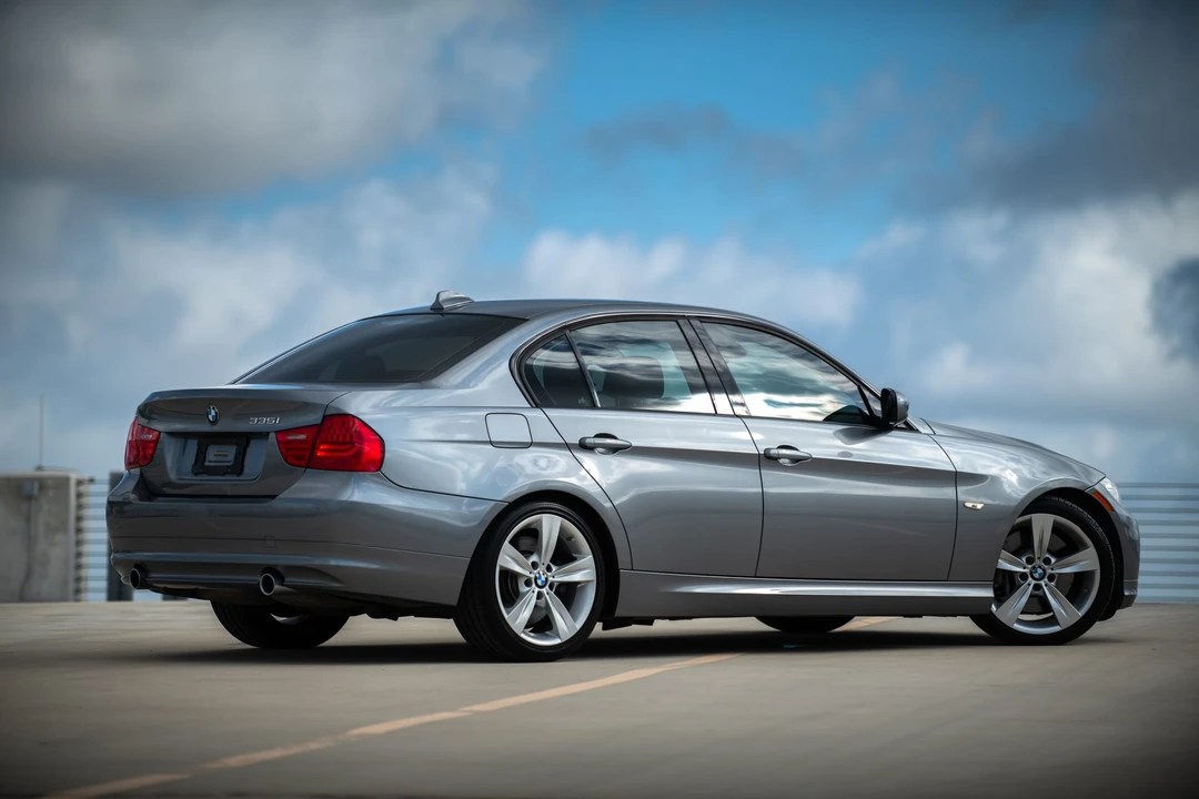 2009 BMW E90 335i Sedan - Image 9 of 31