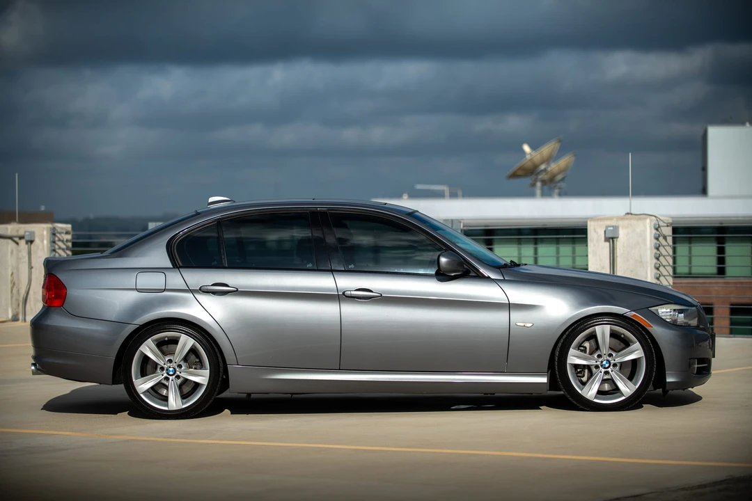2009 BMW E90 335i Sedan - Image 6 of 31