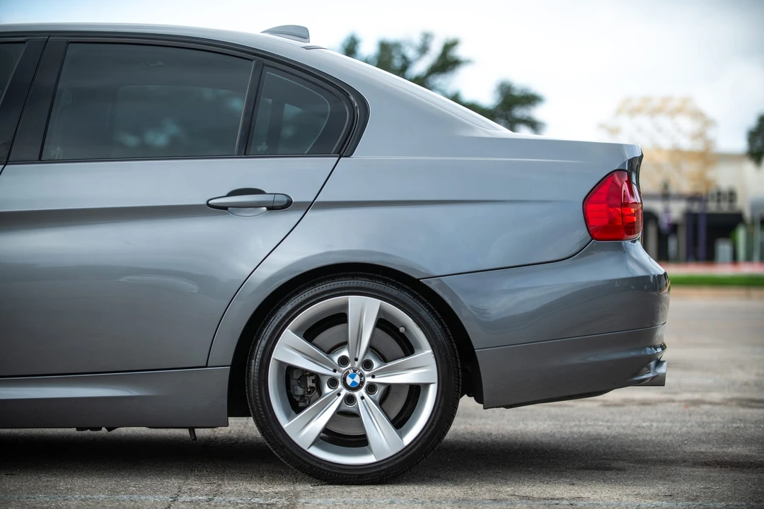 2009 BMW E90 335i Sedan - Image 22 of 31