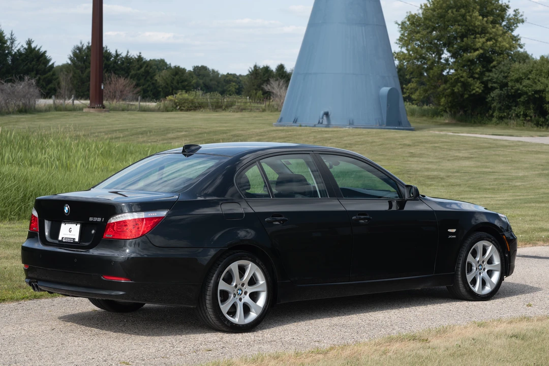2009 BMW E60 5 Series Sedan - Image 7 of 31