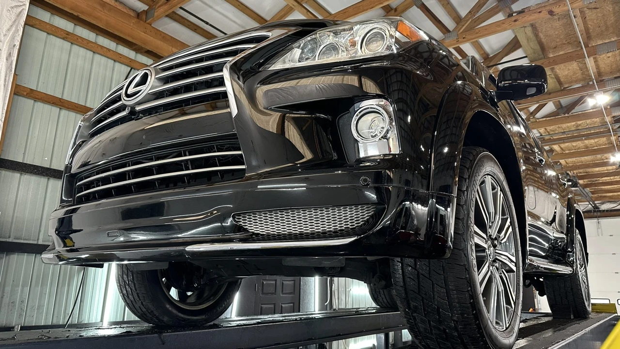 2009 Lexus LX 3rd Gen - Image 31 of 31