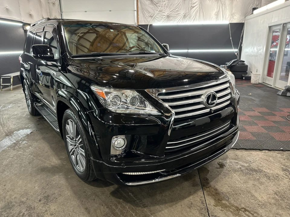 2009 Lexus LX 3rd Gen - Image 6 of 31