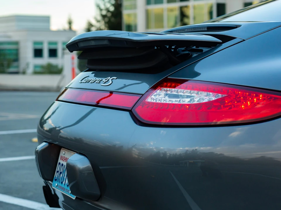 2009 Porsche 997 Carrera 4S - Image 25 of 31