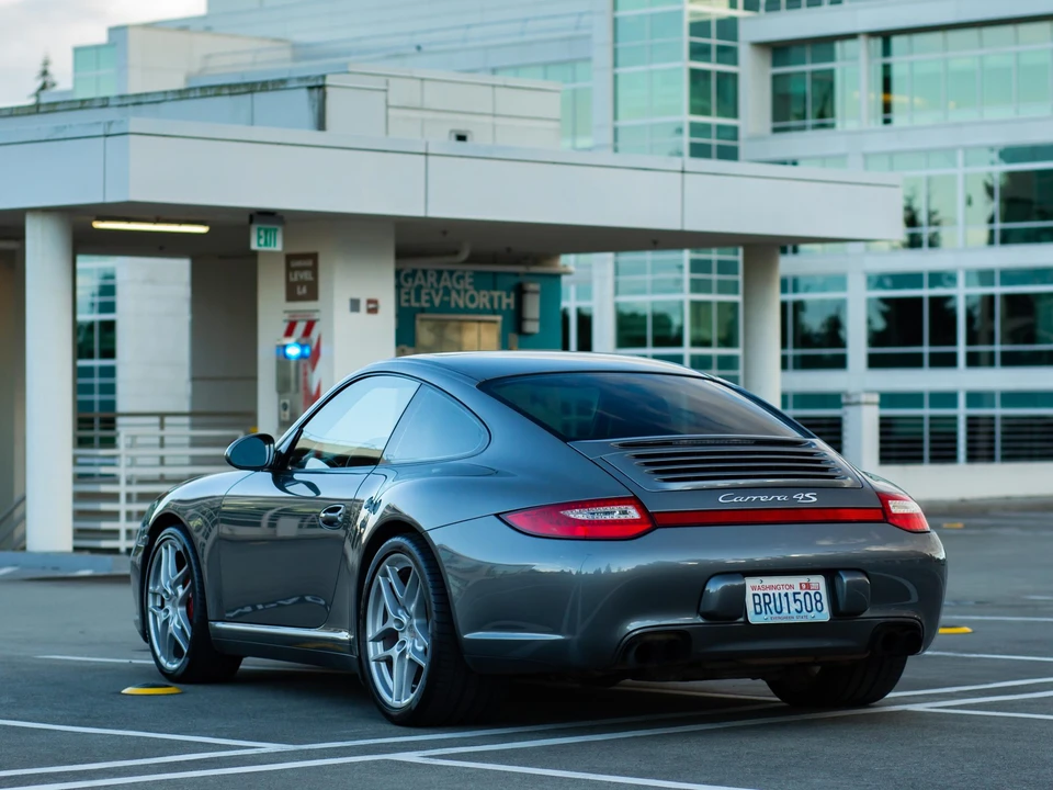 2009 Porsche 997 Carrera 4S - Image 8 of 31