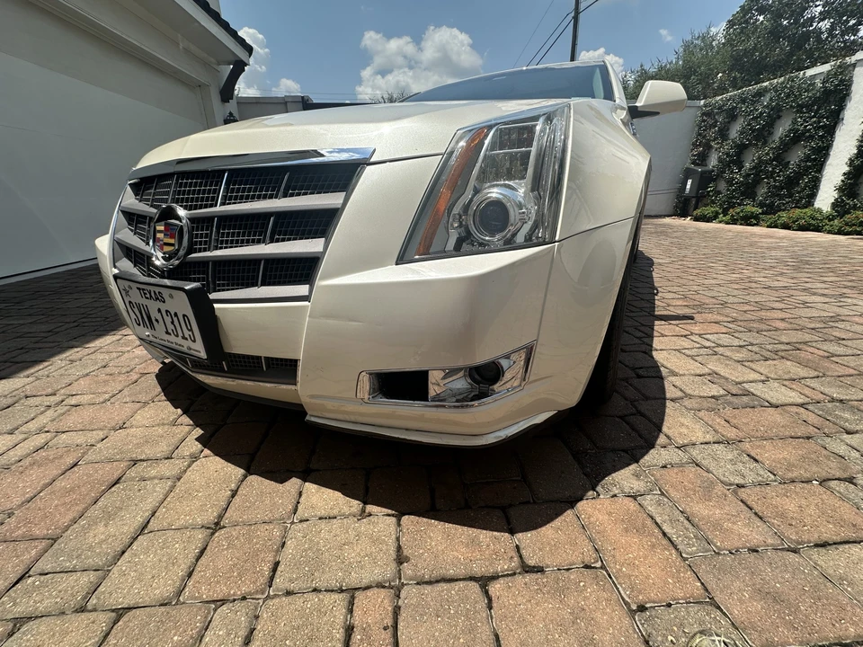 2010 Cadillac CTS 2nd Gen - Image 11 of 31