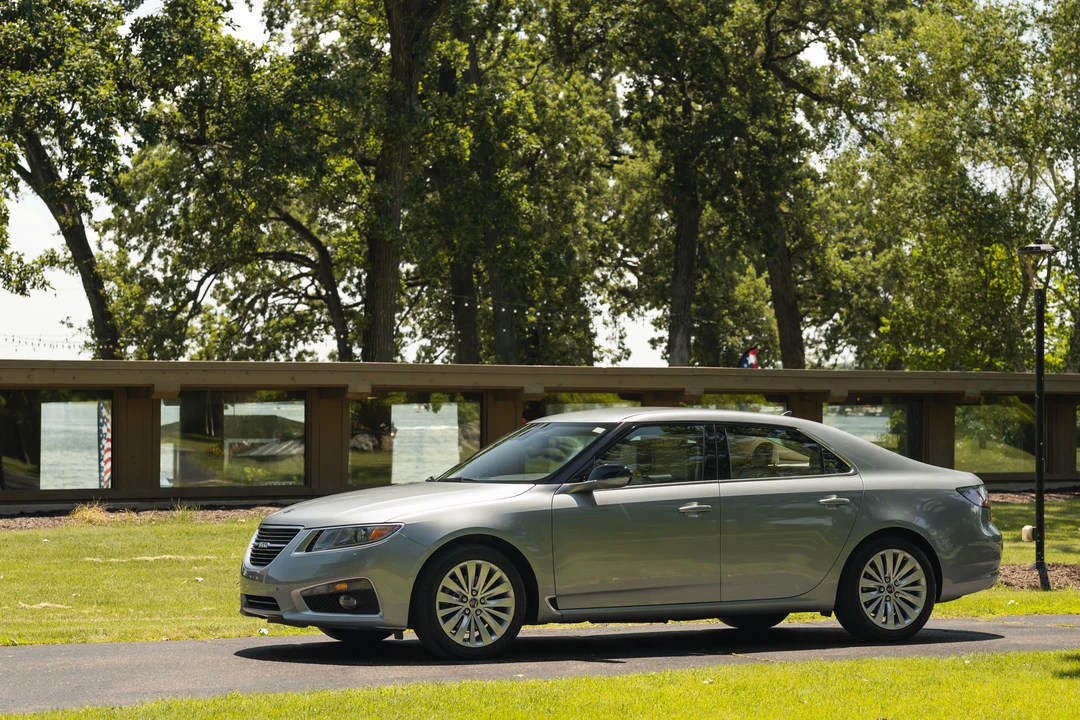 2010 Saab 9-5 2nd Gen - Image 13 of 31