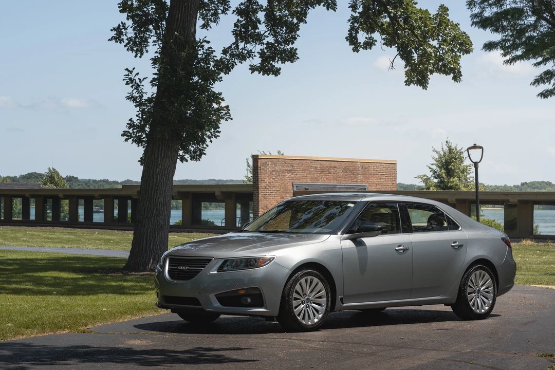 2010 Saab 9-5 2nd Gen - Image 12 of 31