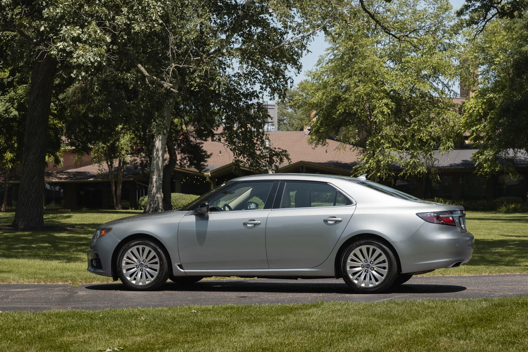 2010 Saab 9-5 2nd Gen - Image 14 of 31