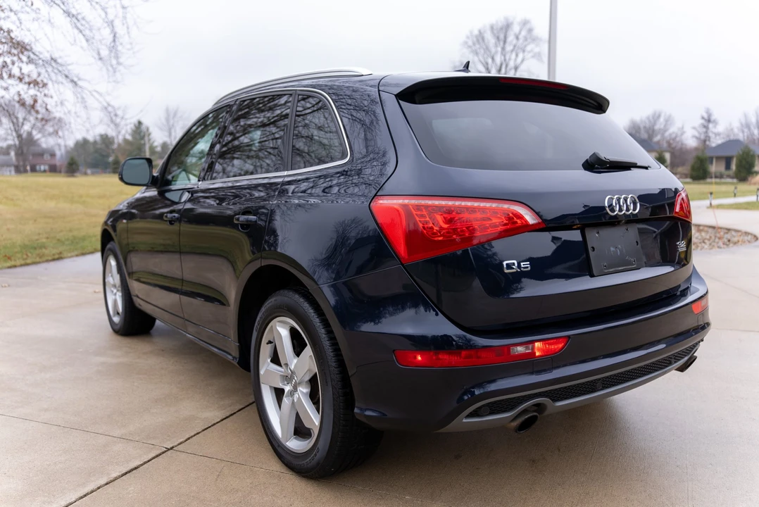 2011 Audi 8R Q5 - Image 11 of 31