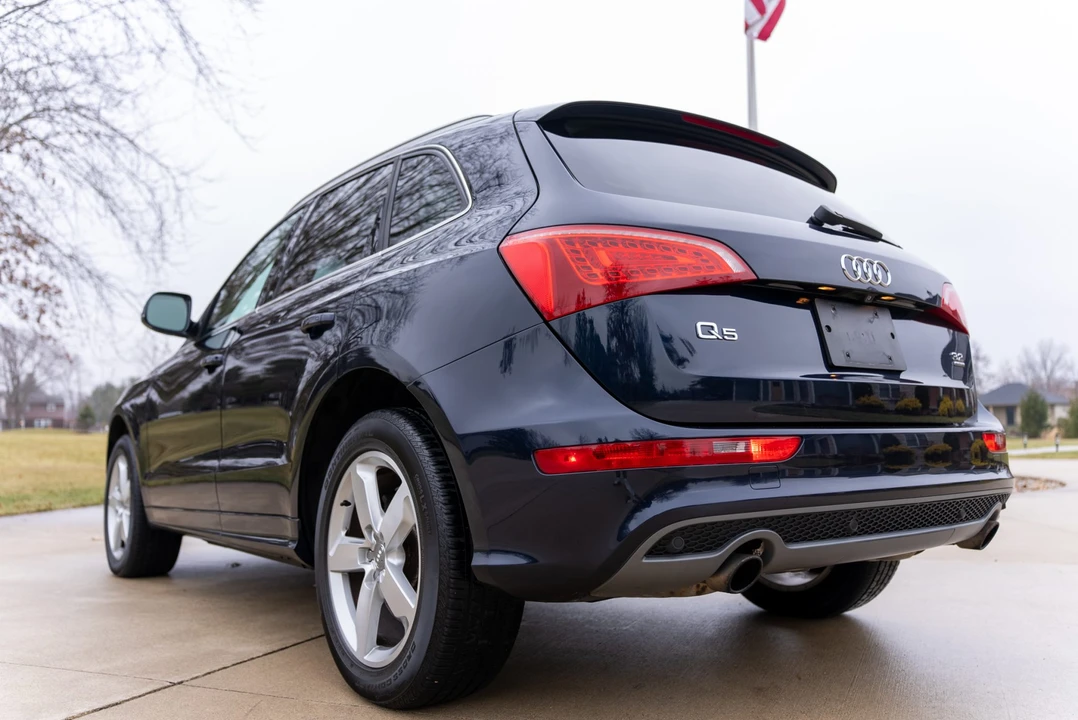 2011 Audi 8R Q5 - Image 12 of 31