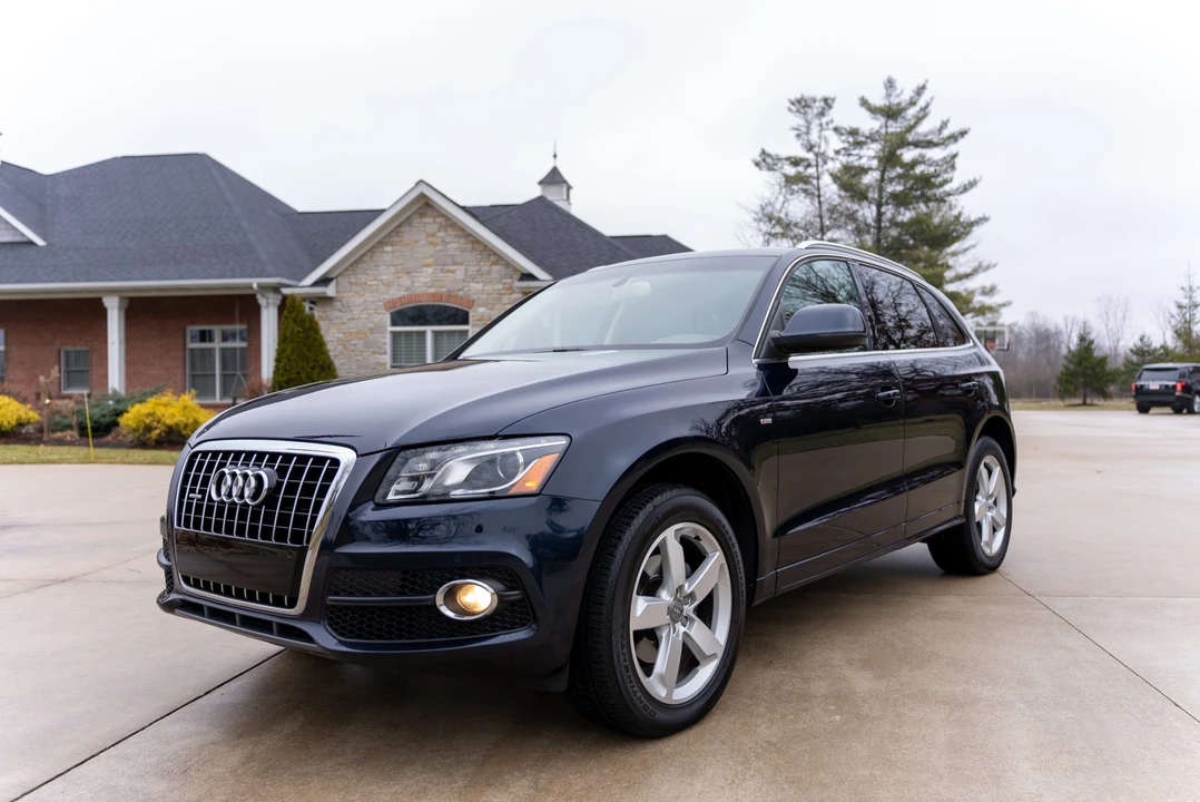 2011 Audi 8R Q5 - Image 6 of 31