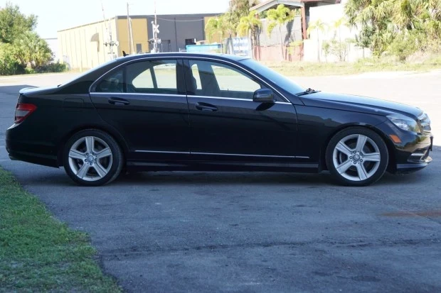2011 Mercedes-Benz W204 C-Class - Image 3 of 7