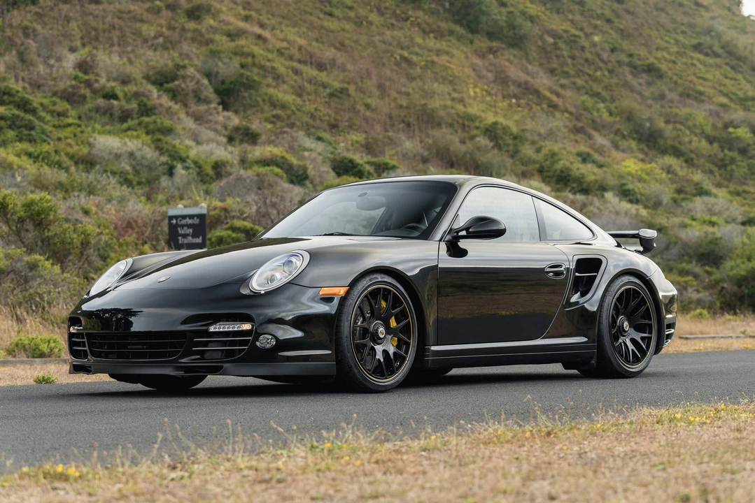 2011 Porsche 997 Turbo S - Image 6 of 31