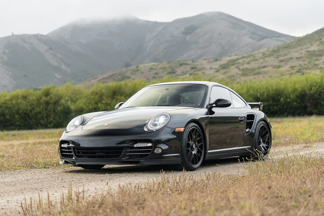 2011 Porsche 997 Turbo S - Image 12 of 31