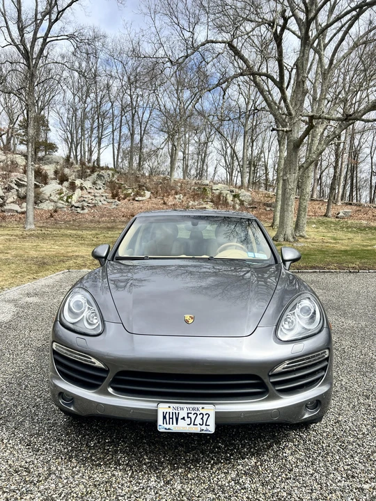 2011 Porsche 958 Cayenne S - Image 2 of 31
