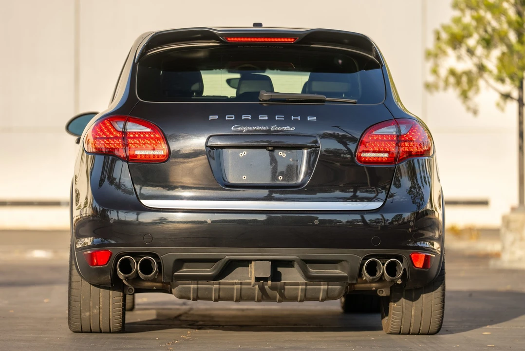 2012 Porsche 958 Cayenne Turbo - Image 14 of 31