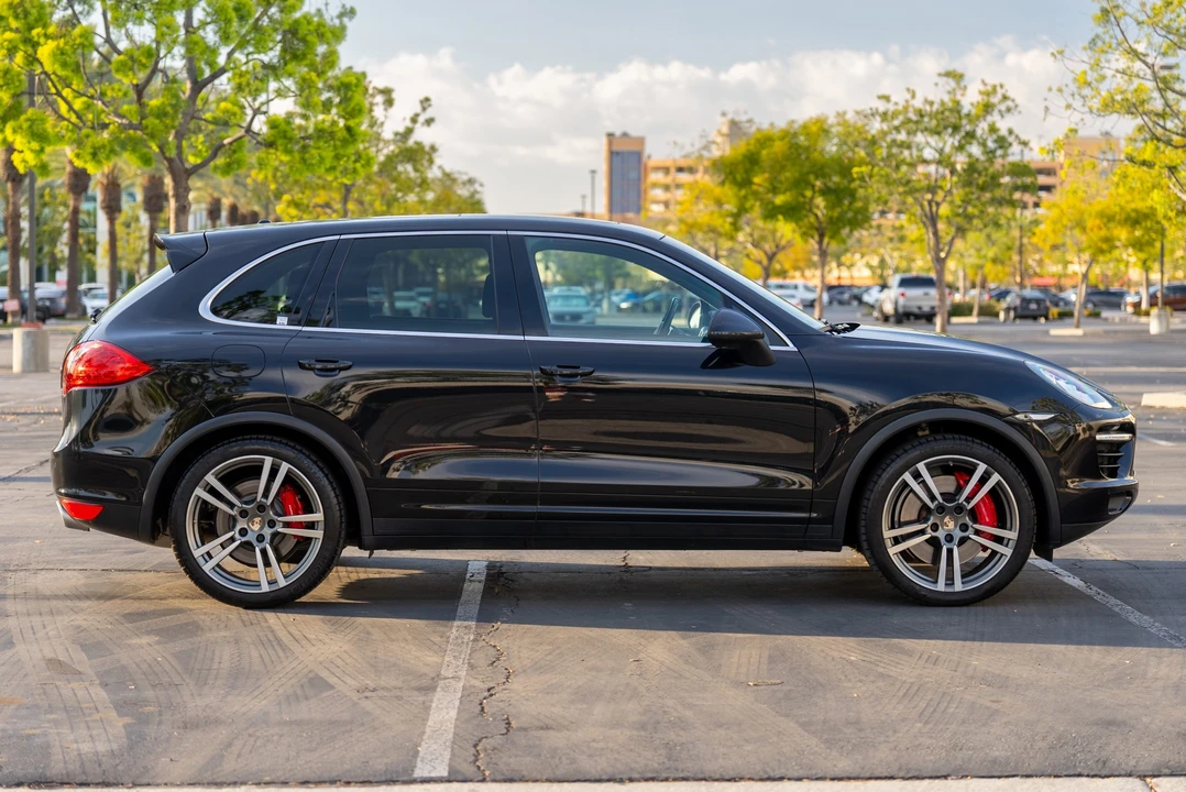 2012 Porsche 958 Cayenne Turbo - Image 20 of 31