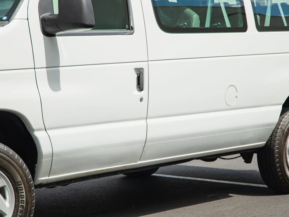 2013 Ford Econoline Van - Image 27 of 31
