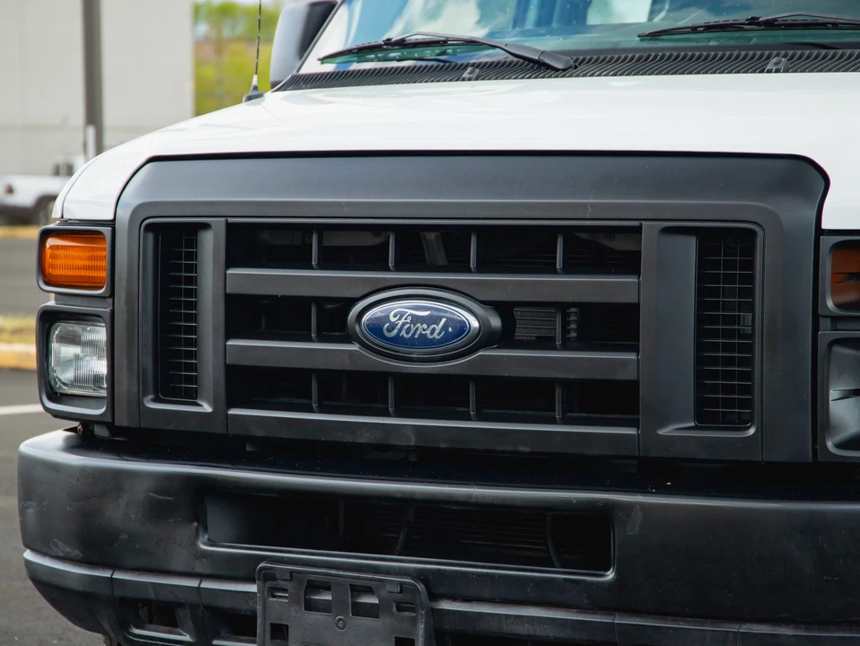 2013 Ford Econoline Van - Image 24 of 31